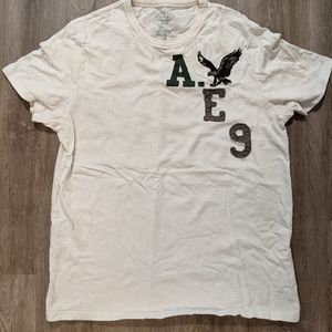 American Eagle T Shirt